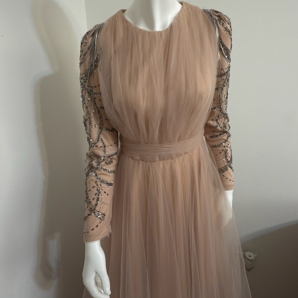 HENNIN Evening Gown Women’s Dress Size 38 Nude Tulle with Embroidery and Beading - Picture 6 of 16